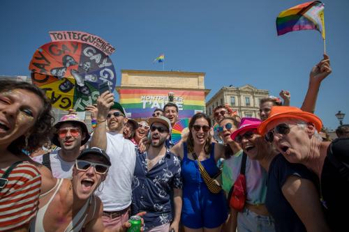 Hissage du rainbow flag de façon permanente sur le fronton de l'Hôtel de Ville, le 17 mai à l'occasion de la Journée de lutte contre les LGBT+phobies 2024<br />
			Marche des fiertés 2023 - Crédit photos : Ville de Montpellier 